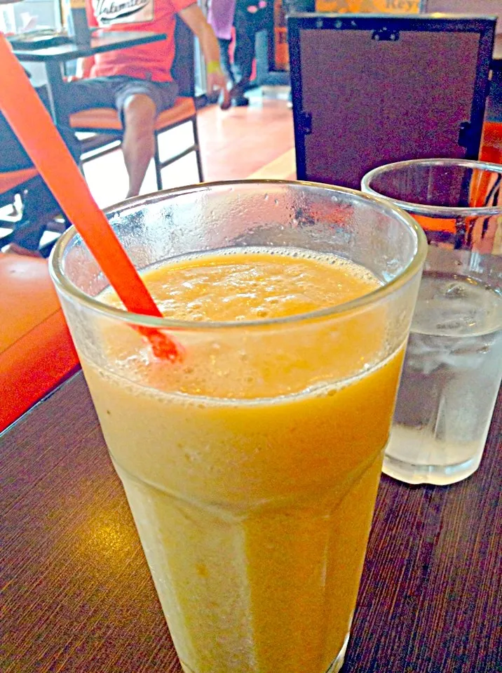 Mango shake :)|gorgeoushelerieさん