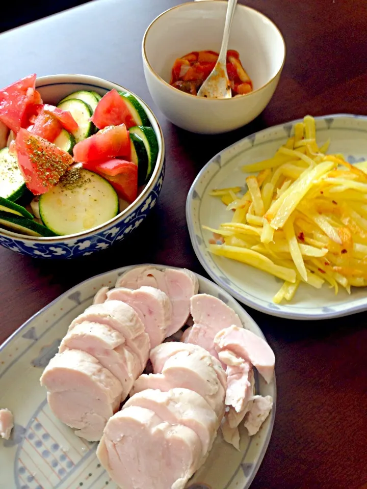 鶏ハムでお昼ごはん|ひろぽんさん