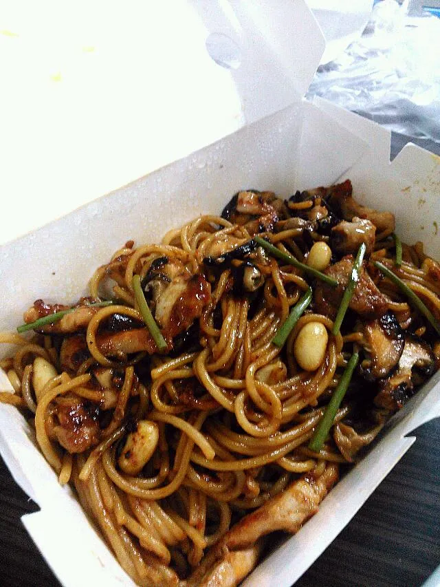 Snapdishの料理写真:charlie chan pasta|Michelle Ann Elazeguiさん