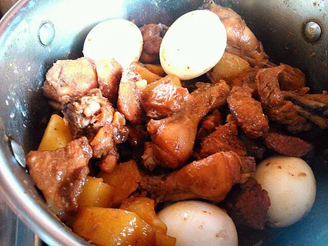 chicken and pork adobo ;-) <3|Michelle Ann Elazeguiさん