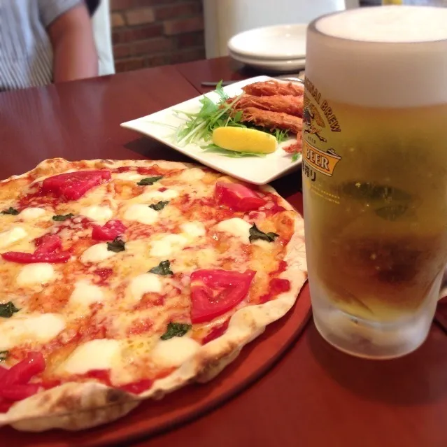 Snapdishの料理写真:那須アウトレットで昼食。今日はビール飲んじゃう！|さるさん