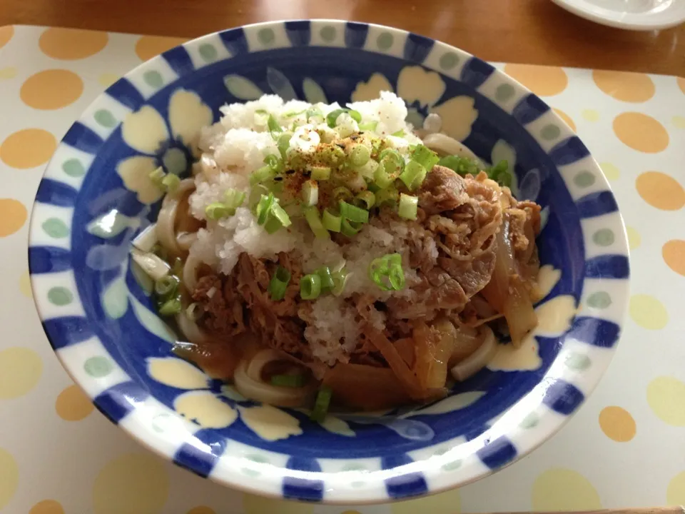 今日のお昼 レンジフル活用！ぶっかけおろし牛うどん。|よっしーさん