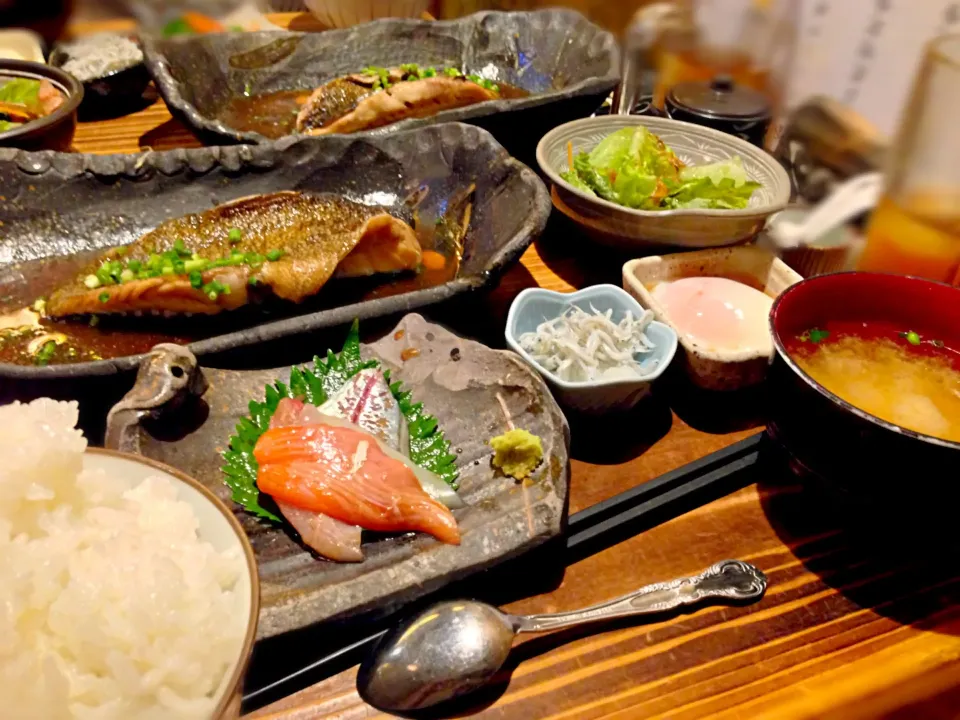 Snapdishの料理写真:黒メヌケの煮付け定食🐟|おかっぴーさん