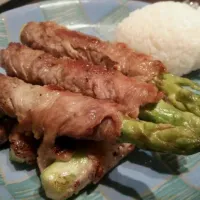 Snapdishの料理写真:アスパラの肉巻き|ぷっぷさん