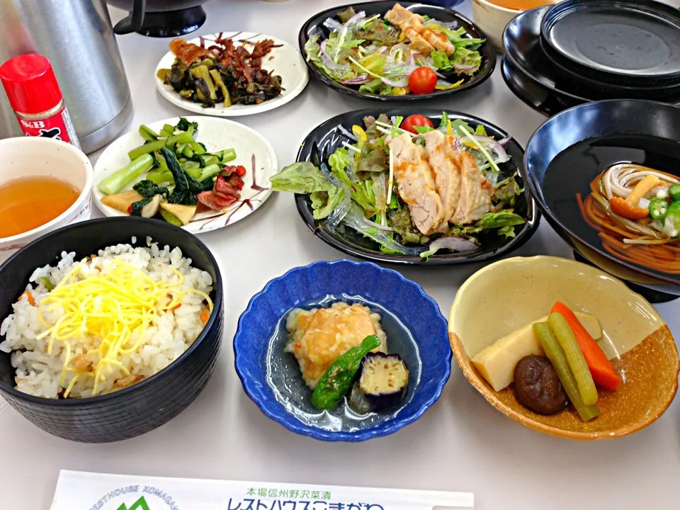 山の昼食|aynyaynyさん