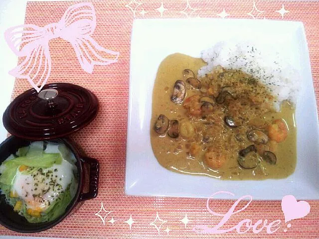 今日の夕食 マッシュルームとシーフードのクリームカレー|pinknari🐰🌈さん