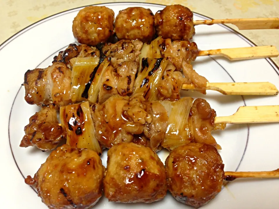 夜のビールのお供は焼き鳥|ゆうじ.さん