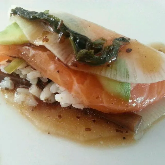 Sushi variation with pickled radish instead of nori / Sushivariatie|Frank&Jolanda - Eteninbeeldさん