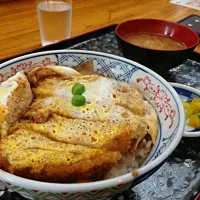 Snapdishの料理写真:元祖煮込みソースカツ丼|まささん