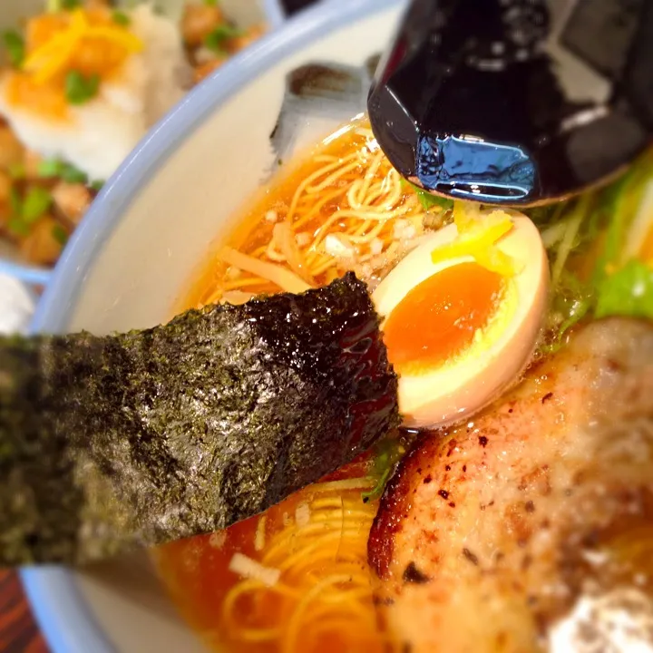 柚子醤油麺&炙りコロチャー丼|ヘーゼルさん