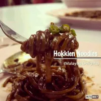 Snapdishの料理写真:Fried Hokkien Noodles|bridget chengさん