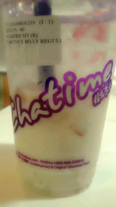 chatime roasted milk tea with coconut jelly|novita febiolaさん