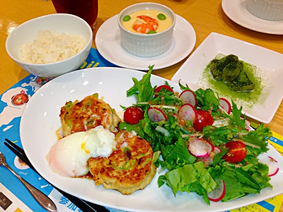 アスパラ入りつくねバーグ、茶碗蒸し|じんちゃんさん