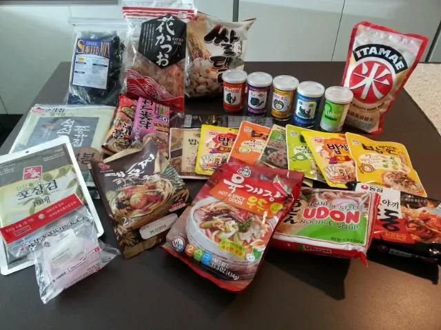 Some of our groceries of the Korean (and Japanese) tradecenter/store.|Frank&Jolanda - Eteninbeeldさん