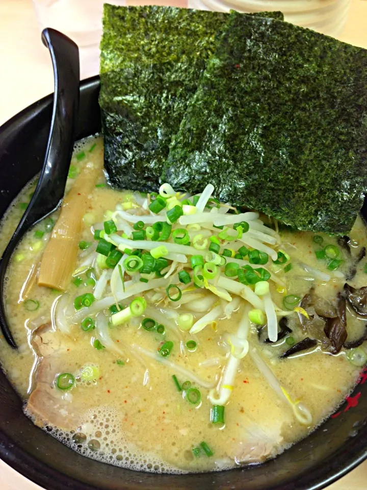 味噌とんこつラーメン|ゆずあんずさん