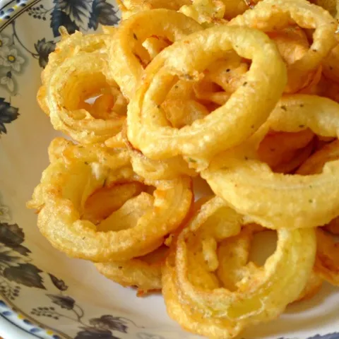 Snapdishの料理写真:Onion Rings|Karen Leeさん