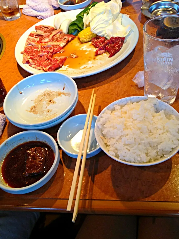 Yakiniku with Rice, Kimchi, and bibimpab :)|Niki Millerさん