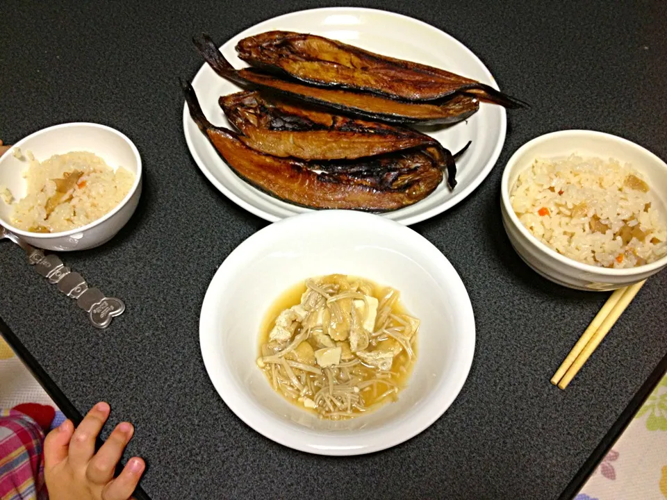 味付きホッケ•残りの豆腐えのき揚げ•炊き込みご飯|うるしちかさん