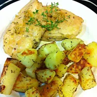 Snapdishの料理写真:white wine chicken w thyme|Stephanieさん