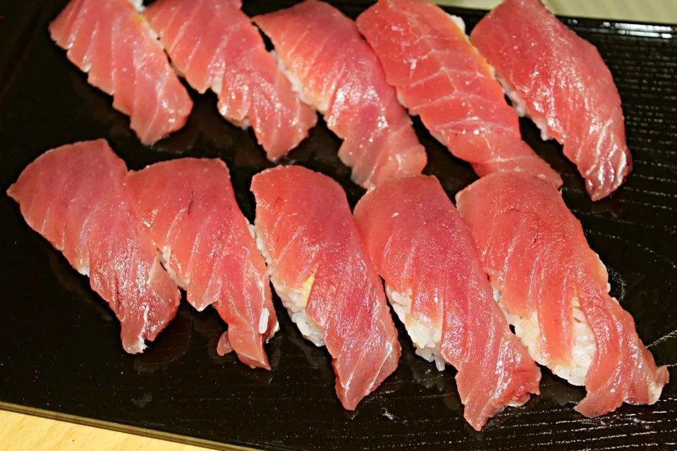 Snapdishの料理写真:マグロ祭り マグロ握り10貫|さくたろうさん