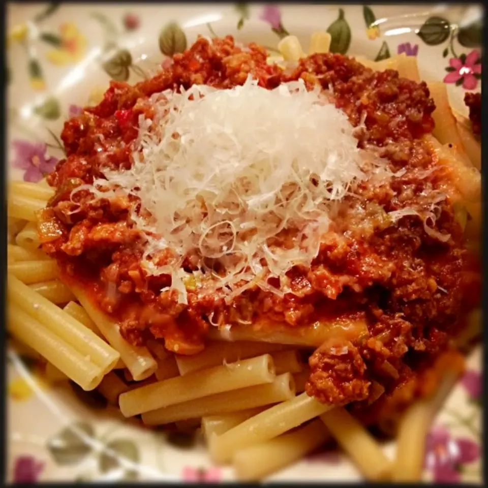 Spaghetti Bolognese a la Mama|RebeccaH💟さん