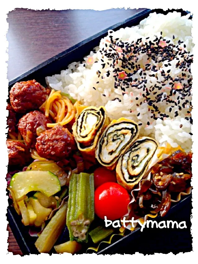 ミートボール乗っけパスタ弁当〜☆battymamaのパパ弁当〜☆8/12(月)☆|ばってぃーまま＠♪さん