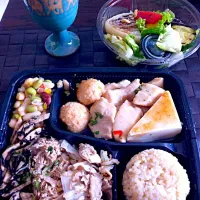 Snapdishの料理写真:ローフード弁当|SAKIさん