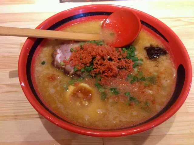 一幻総本店のえびそば みそ、麺太、味わいで。|にゃろめさん