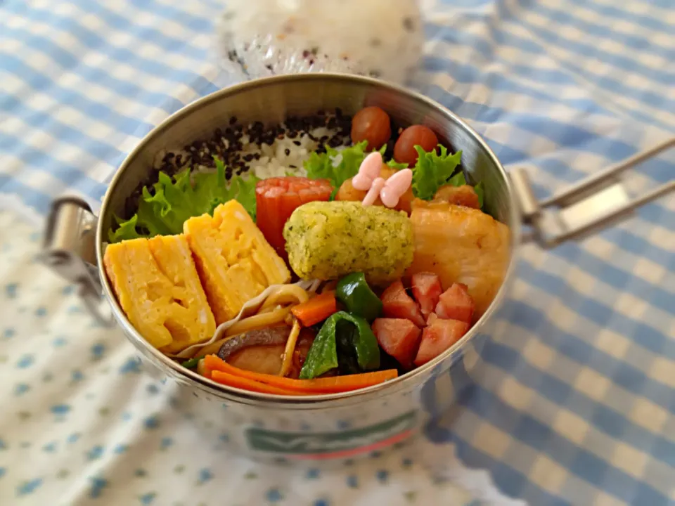 8月13日 鶏照焼きと青のりポテトのお弁当|かとっちみゆさん