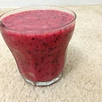 Snapdishの料理写真:Berry smoothie|ramyaさん