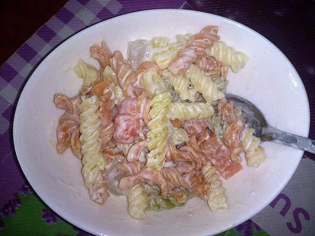 tri-colored pasta with fruit salad|jonalyn baggayanさん