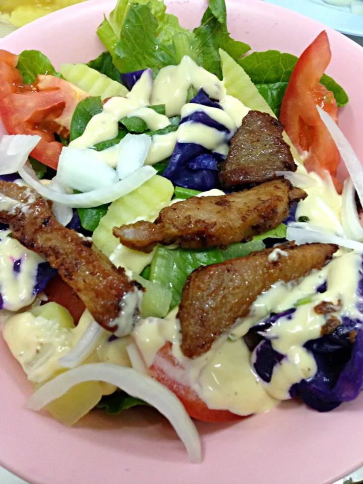 Ceasar salad w/ fried pork|sunisaさん