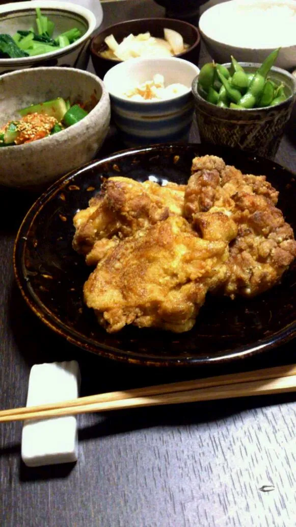 ●カレーチキン ●キュウリのキムチあえ ●大根とキャベツと小松菜の味噌汁 ●おからの煮物 ●小松菜のおひたし ●枝豆   「白飯パク子」で料理ブログしてます！|パク子さん