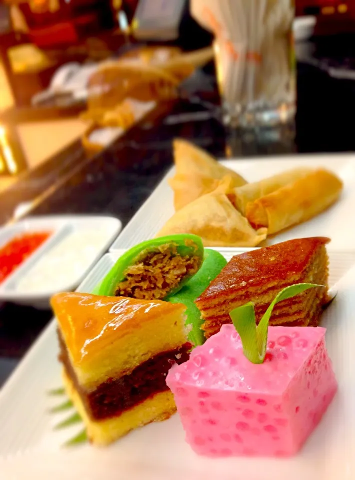 Assorted cakes|Foodさん