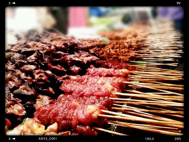 variety of grilled street food|Andrea Velasquezさん