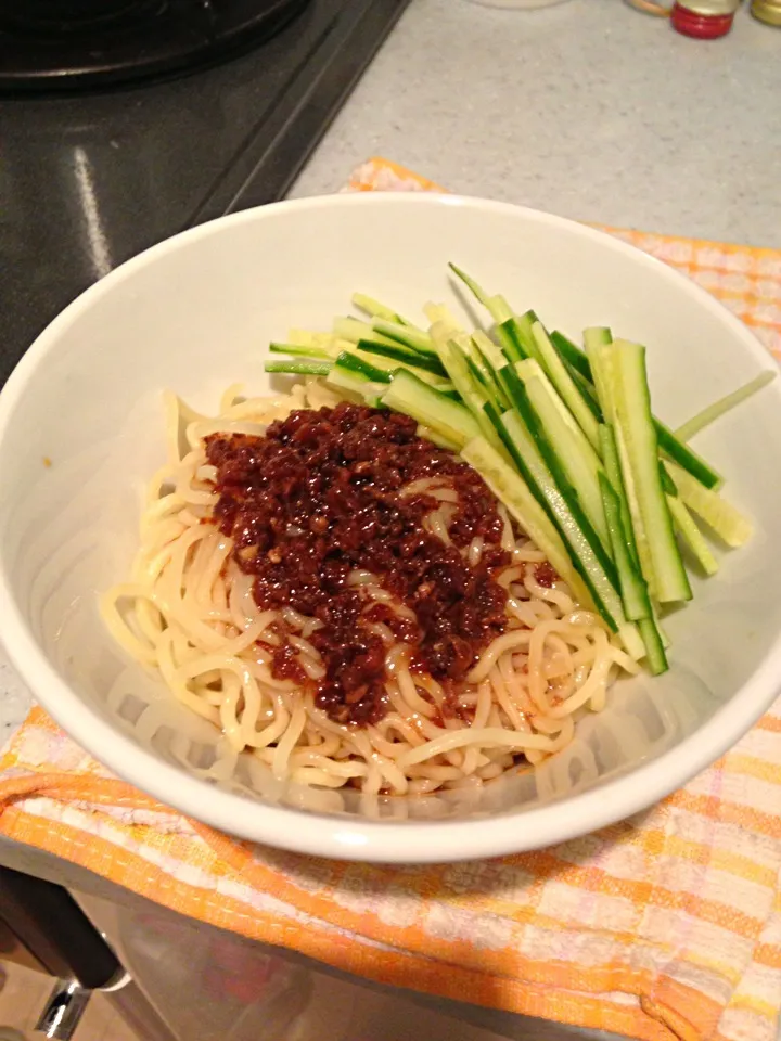 冷やしジャージャー麺|まよべさん