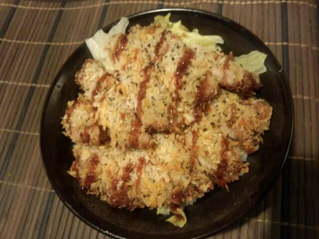 Snapdishの料理写真:香草パン粉のカツ丼|炭火さん