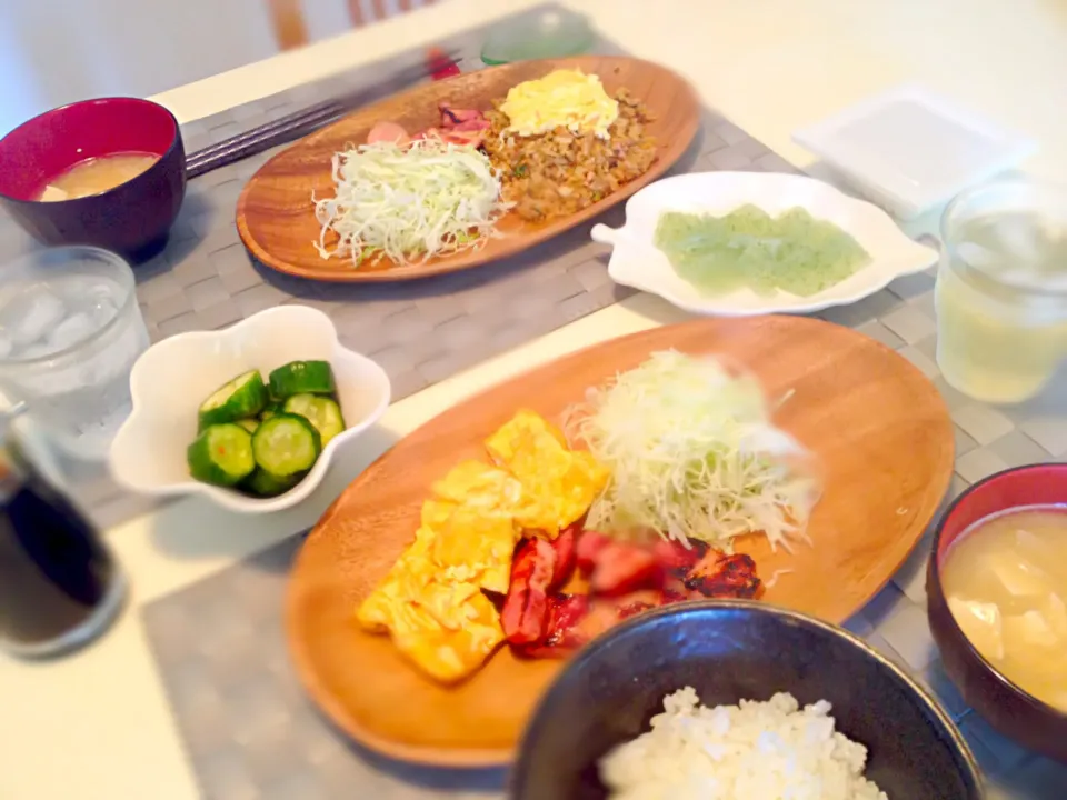 リクエストの炊きたてご飯、お味噌汁、納得、卵焼きの黄金コンビ|akiyo22さん