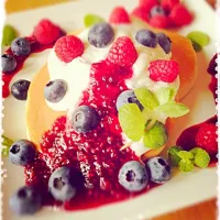 Snapdishの料理写真:BerryBerry☆Pancake