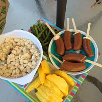 Snapdishの料理写真:Pasta fruit and asparagus|Jennifer Valenciaさん