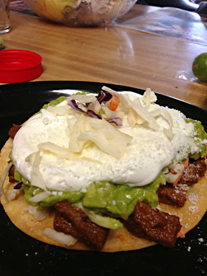 Marinade beef guacamole mex sour cream cheese n cabbage|private ryanさん