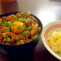 スタミナ豚丼！＆ポテサラ|ゆいちゃらさん