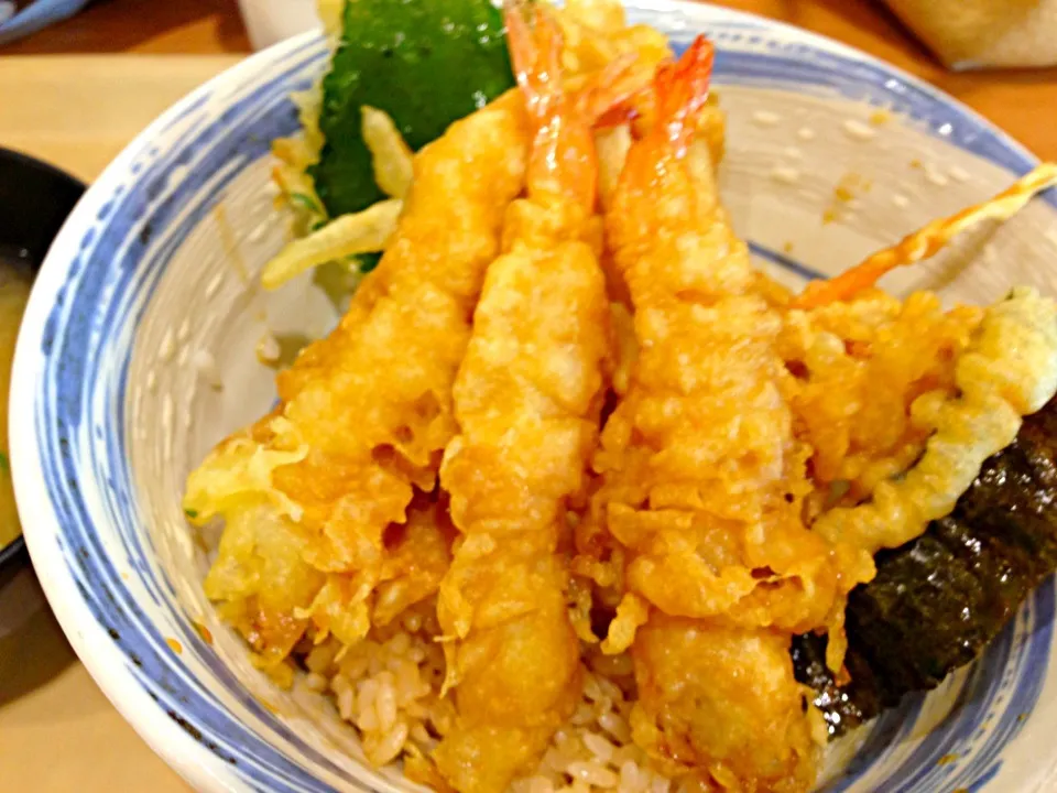 Snapdishの料理写真:念願の天丼   🍤|aynyaynyさん