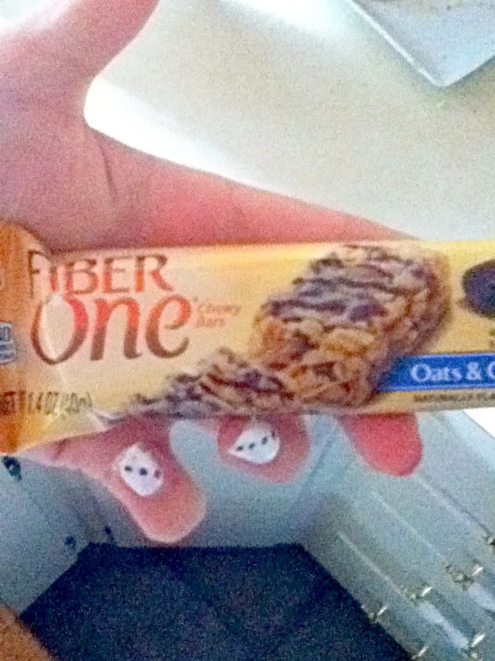 Fiber one bar.|sarah carterさん