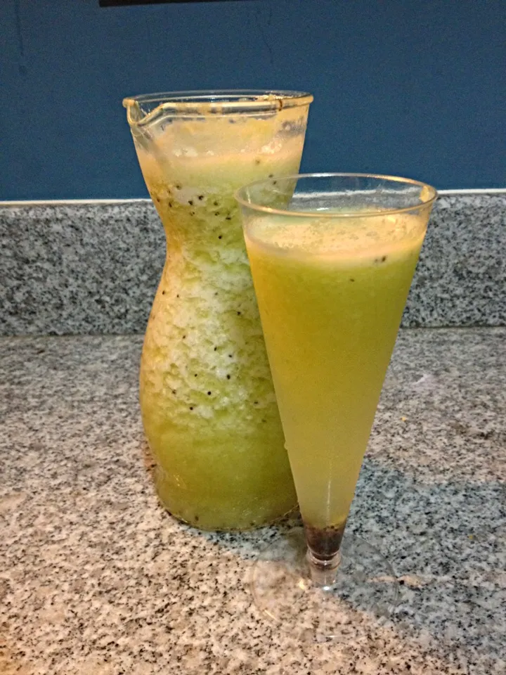 Pineapple Kiwi Shake|Marie B.さん