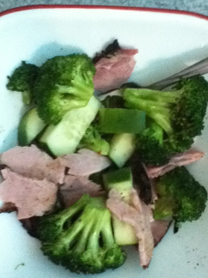 Broccoli with cucumber an Black Forest ham|darmacarterさん