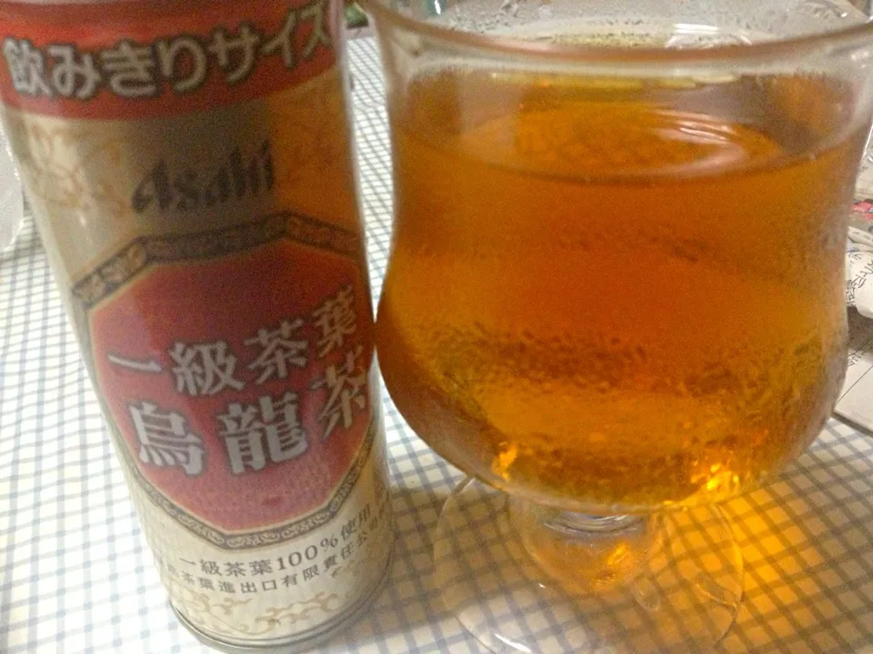 Snapdishの料理写真:一級茶葉 烏龍茶 アサヒ|sakumaさん