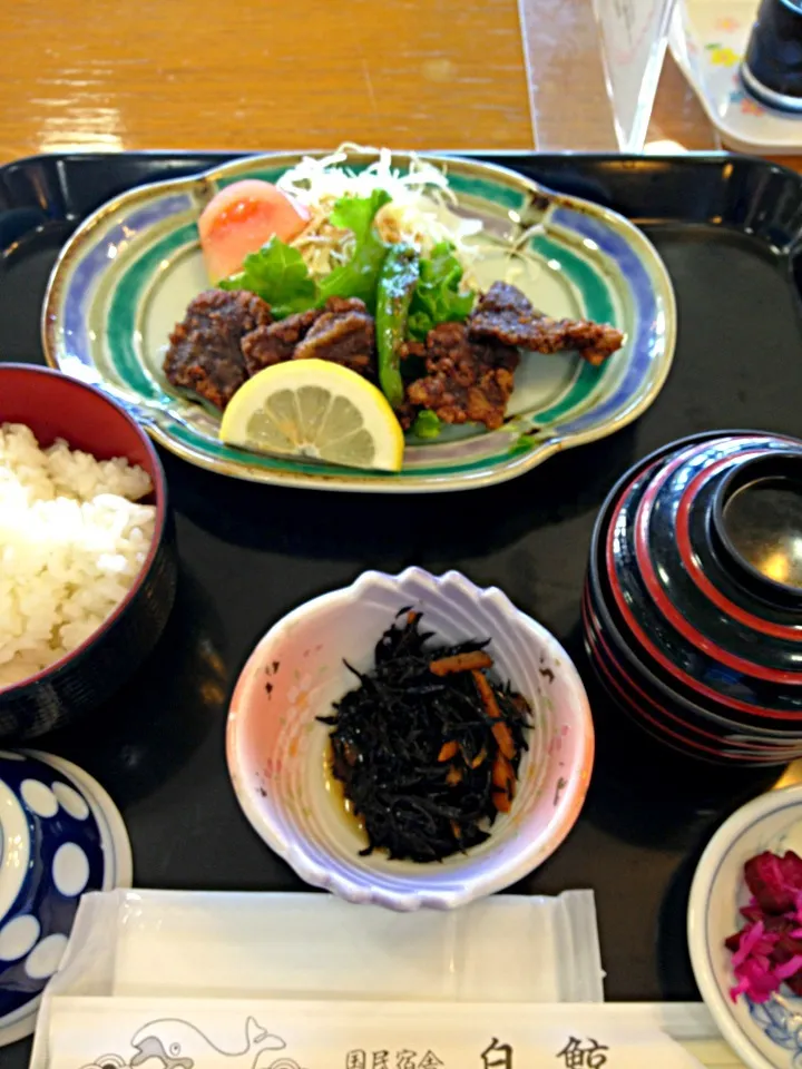 鯨の竜田揚げ定食|みきさん