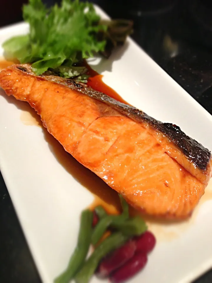 Snapdishの料理写真:Salmon teriyaki set|🍴melody🍛🎶さん