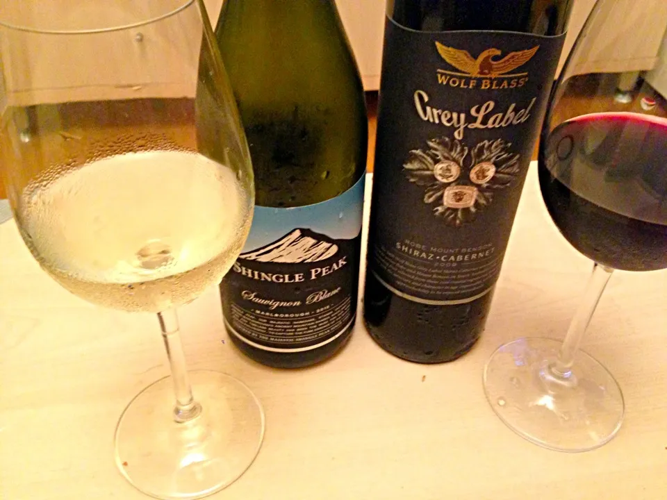 New Zealand Sauvignon Blanc with Aus Shiraz/Cab|Johnsonさん